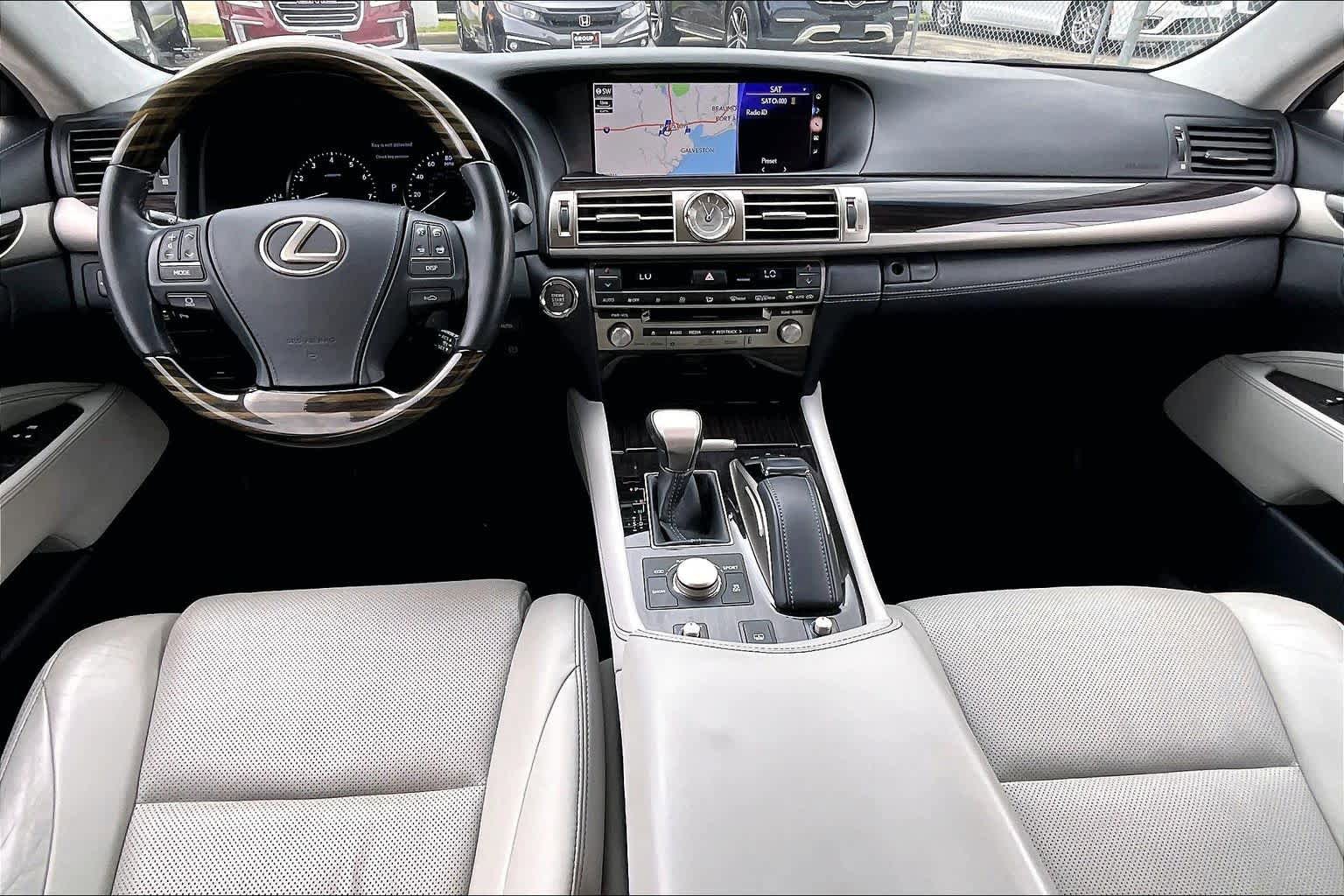 Used 2017 Lexus LS 460 L RWD image 13