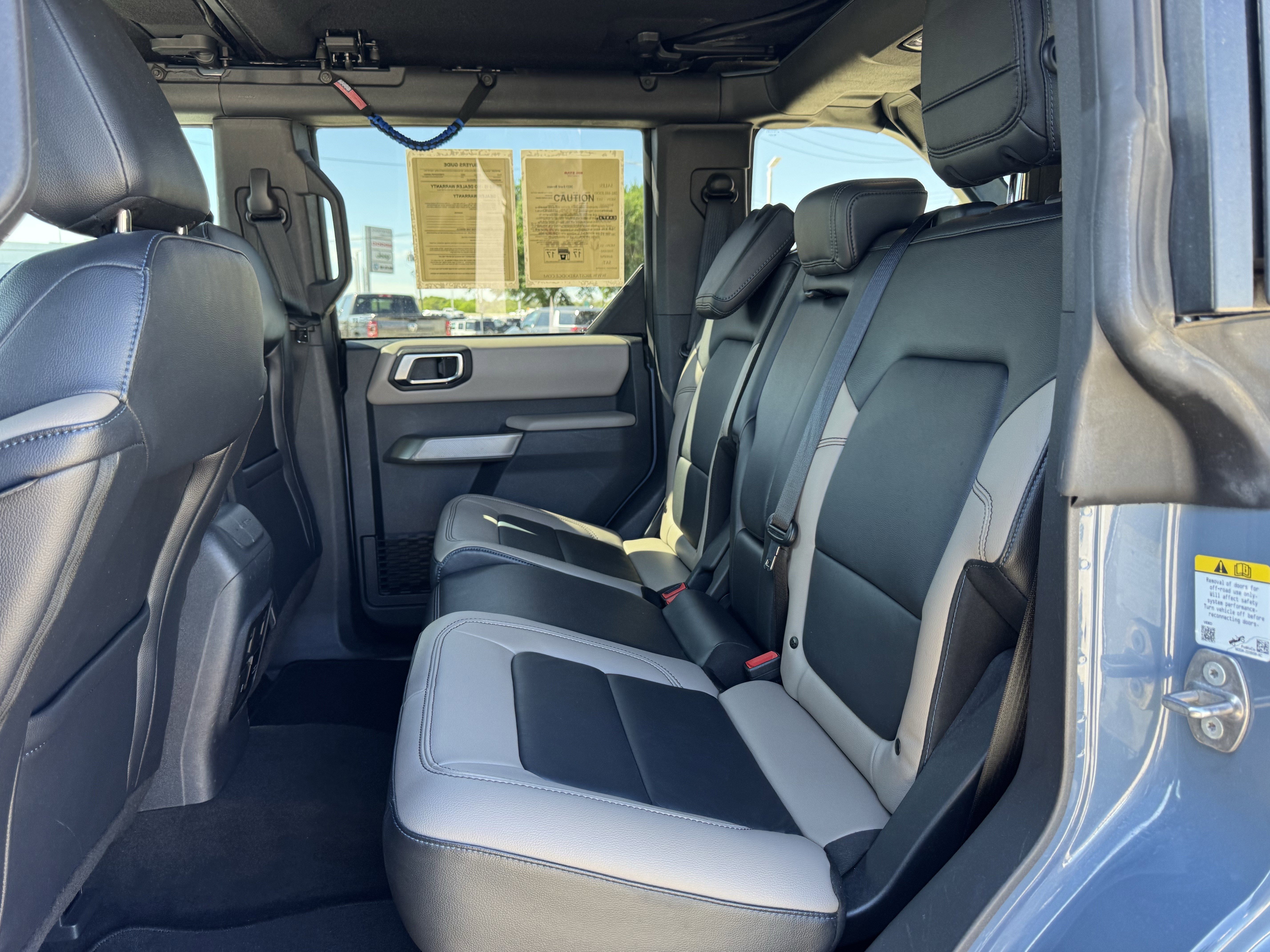 Used 2023 Ford Bronco Wildtrak image 30