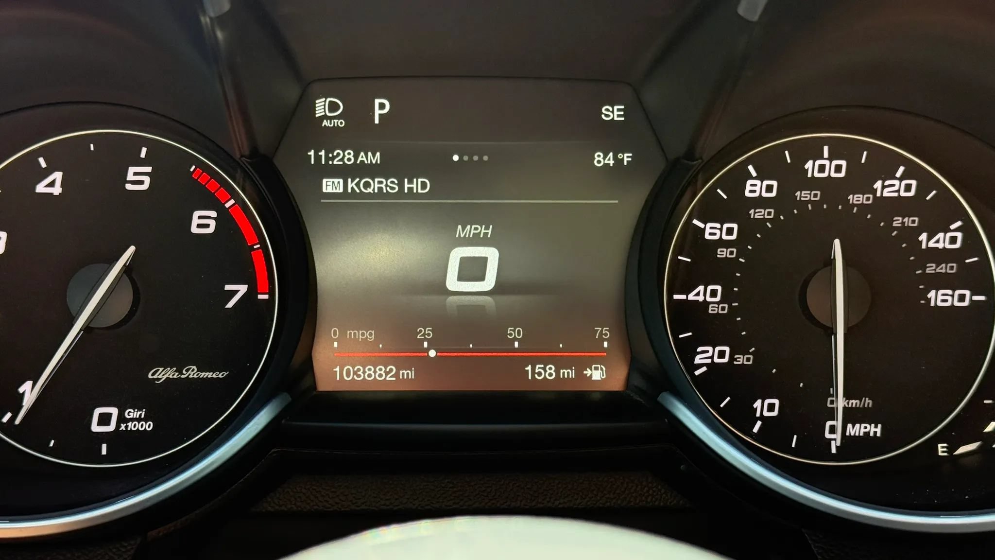Used 2018 Alfa Romeo Giulia AWD image 19