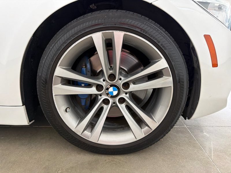 Used 2015 BMW 428i Convertible RWD image 17