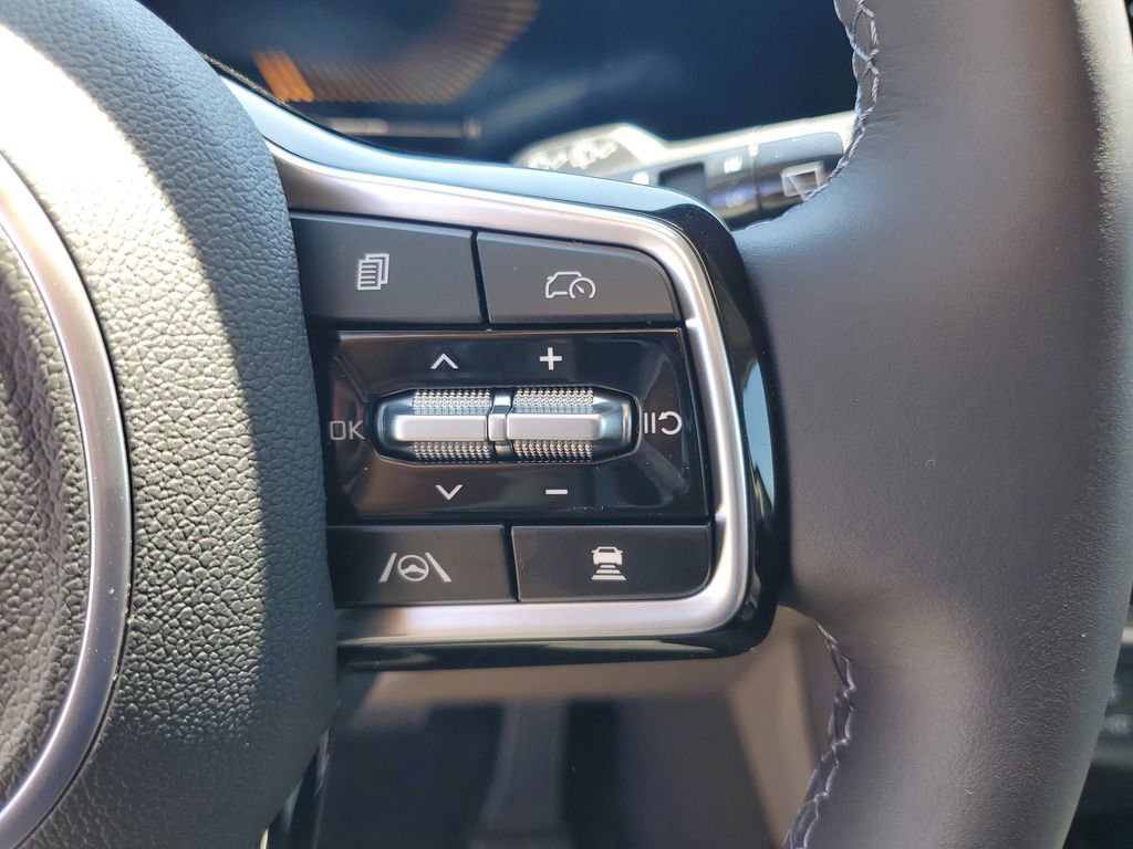 New 2026 Kia Carnival EX FWD image 12