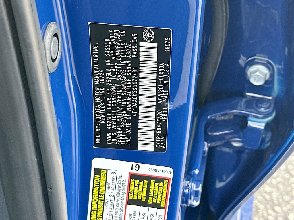 Used 2025 Toyota Camry LE image 30