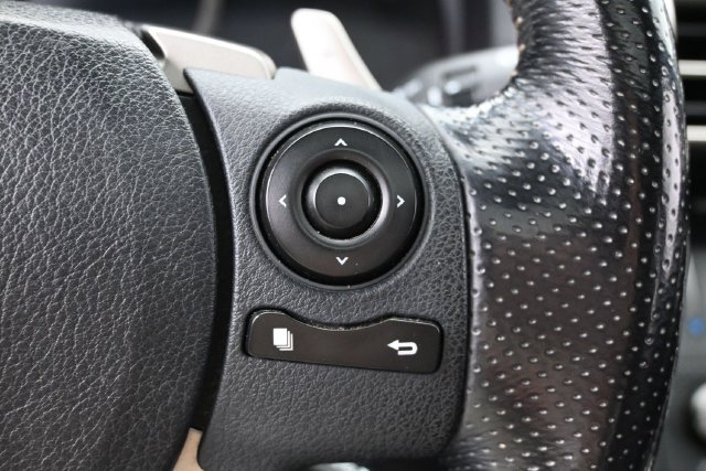 Used 2016 Lexus IS 200t w/ F Sport Package RWD image 16