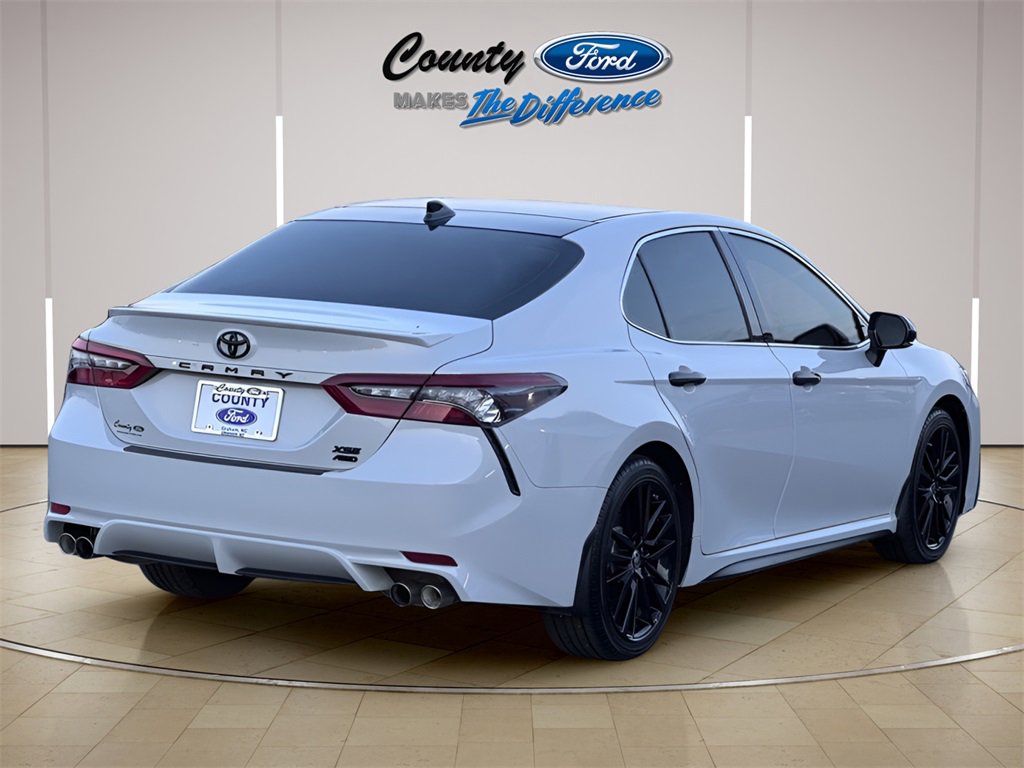 Used 2022 Toyota Camry XSE image 25