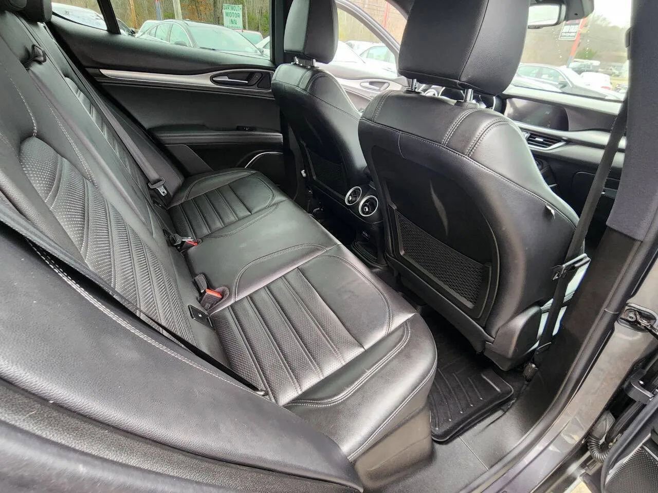 Used 2018 Alfa Romeo Stelvio Ti Sport image 14