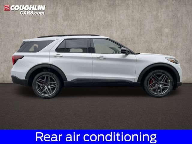 New 2026 Ford Explorer ST-Line image 6