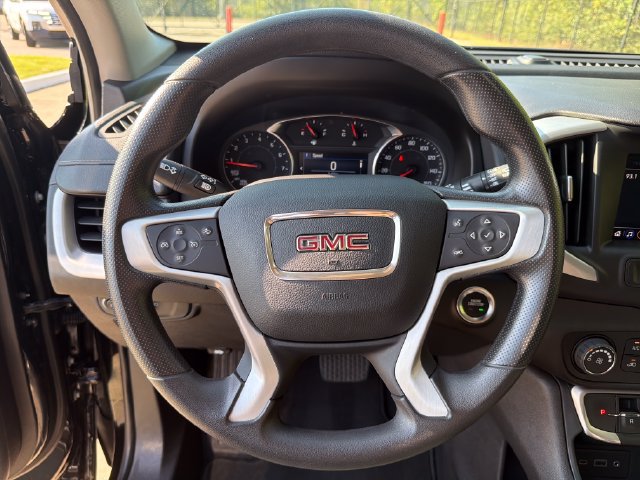 Used 2024 GMC Terrain SLE FWD image 17