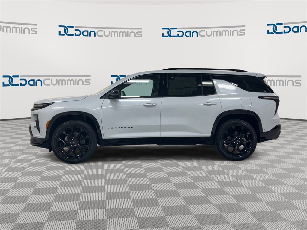 New 2026 Chevrolet Traverse RS w/ LPO, Floor Liner Package image 5