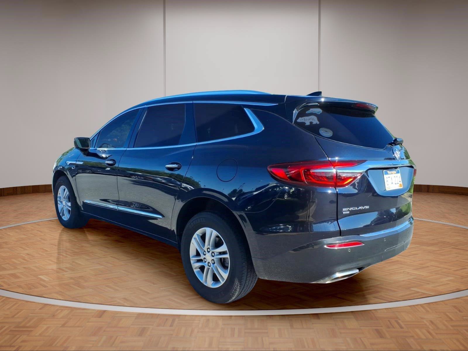Used 2020 Buick Enclave Essence AWD/4WD image 5