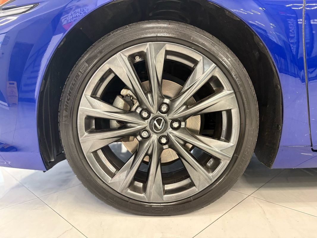 Used 2020 Lexus ES 350 F Sport w/ Accessory Package FWD image 41