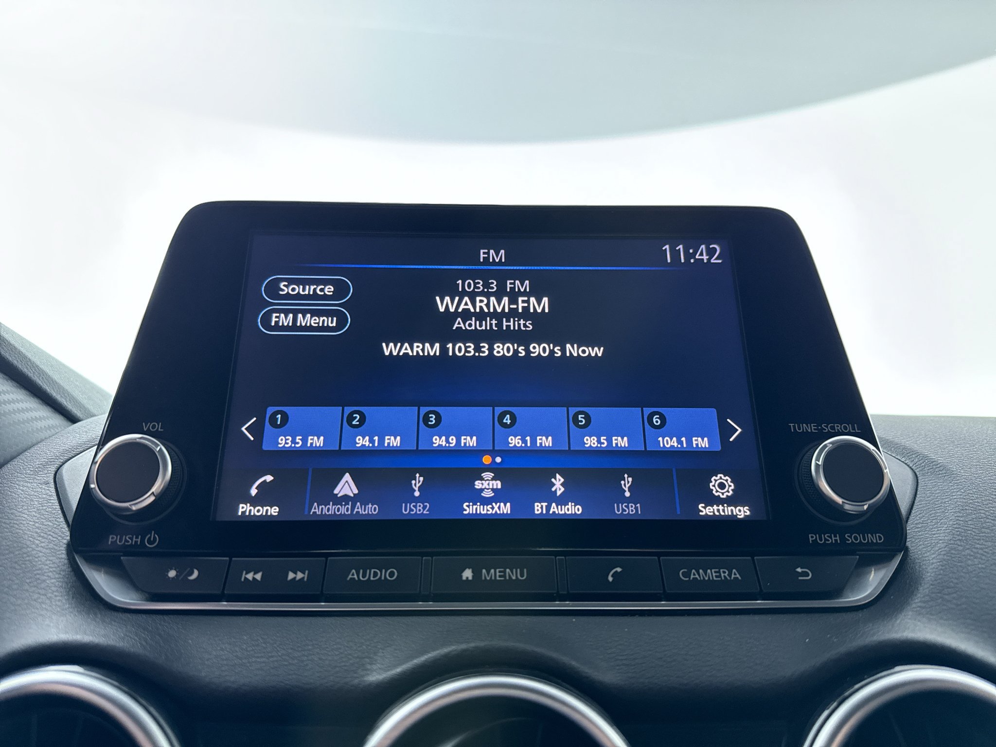 Used 2020 Nissan Sentra SR w/ Electronics Package FWD image 12