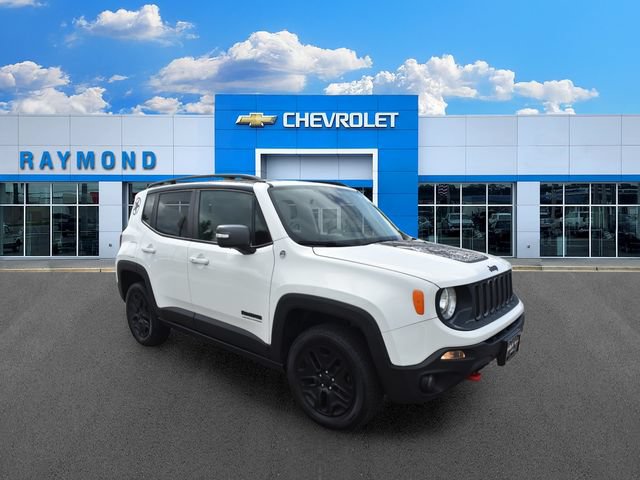 Used 2017 Jeep Renegade Trailhawk AWD/4WD image 10