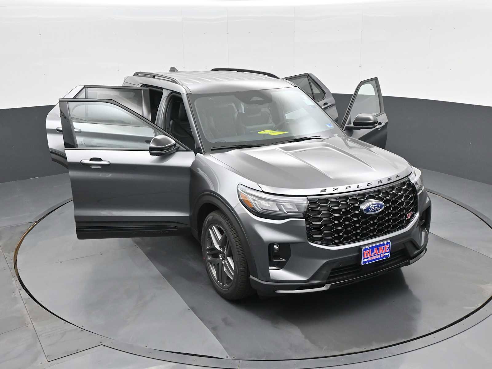 New 2026 Ford Explorer ST image 26