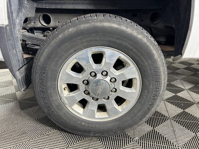 Used 2013 GMC Sierra 2500 SLT w/ SLT Convenience Package AWD/4WD image 6