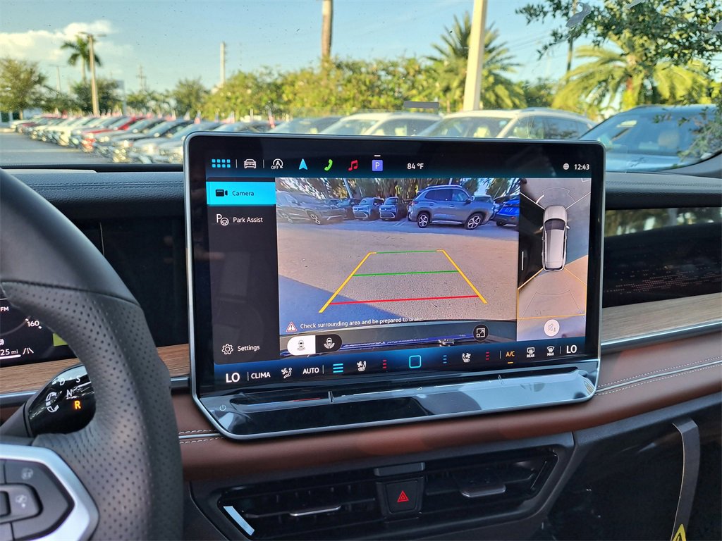 New 2026 Volkswagen Tiguan SEL R-Line image 10