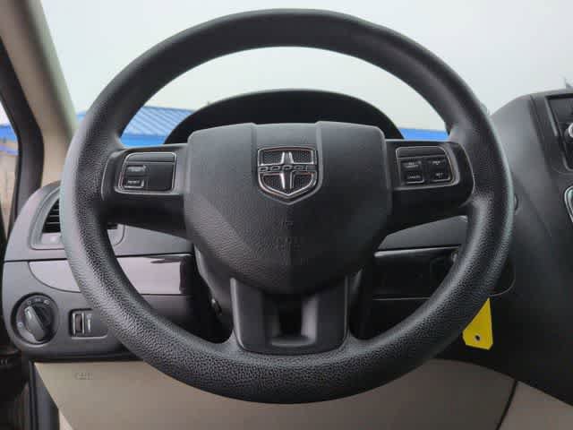 Used 2014 Dodge Grand Caravan SXT FWD image 23