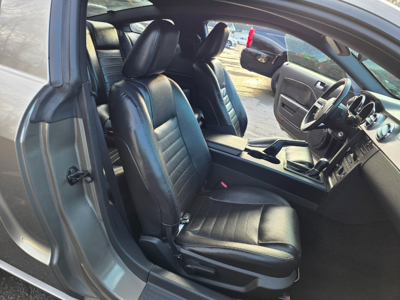 Used 2005 Ford Mustang GT image 12