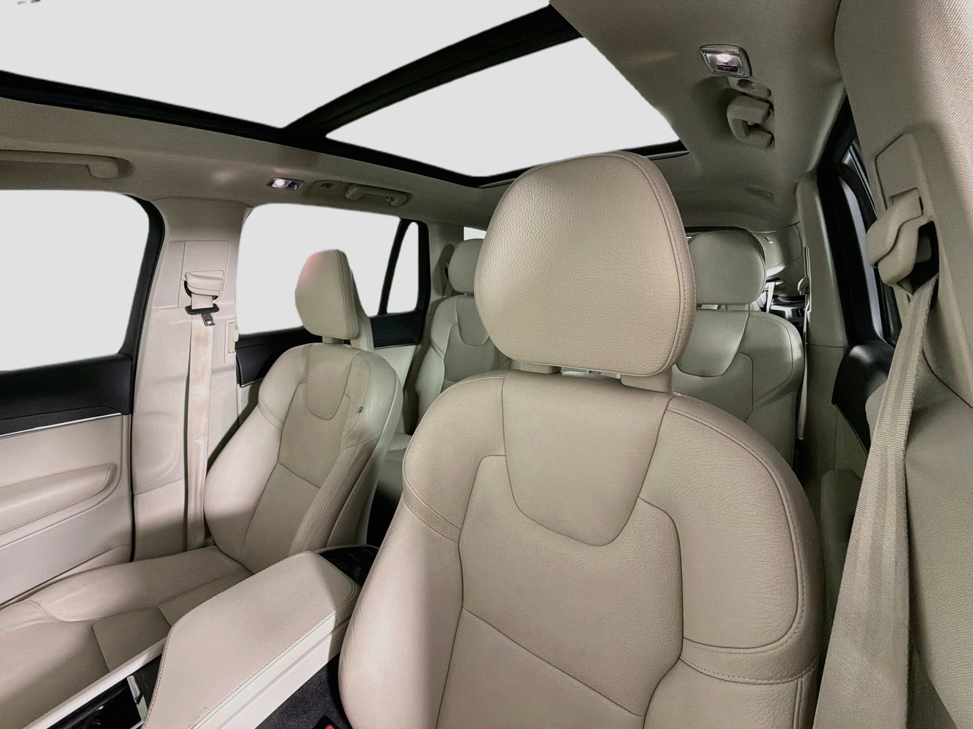 Used 2020 Volvo XC90 T5 Momentum w/ Protection Package Premier AWD/4WD image 20