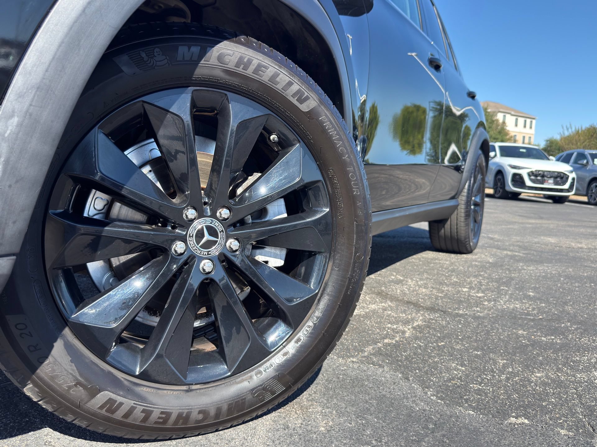 Used 2023 Mercedes-Benz GLE 350 w/ Premium Package image 6