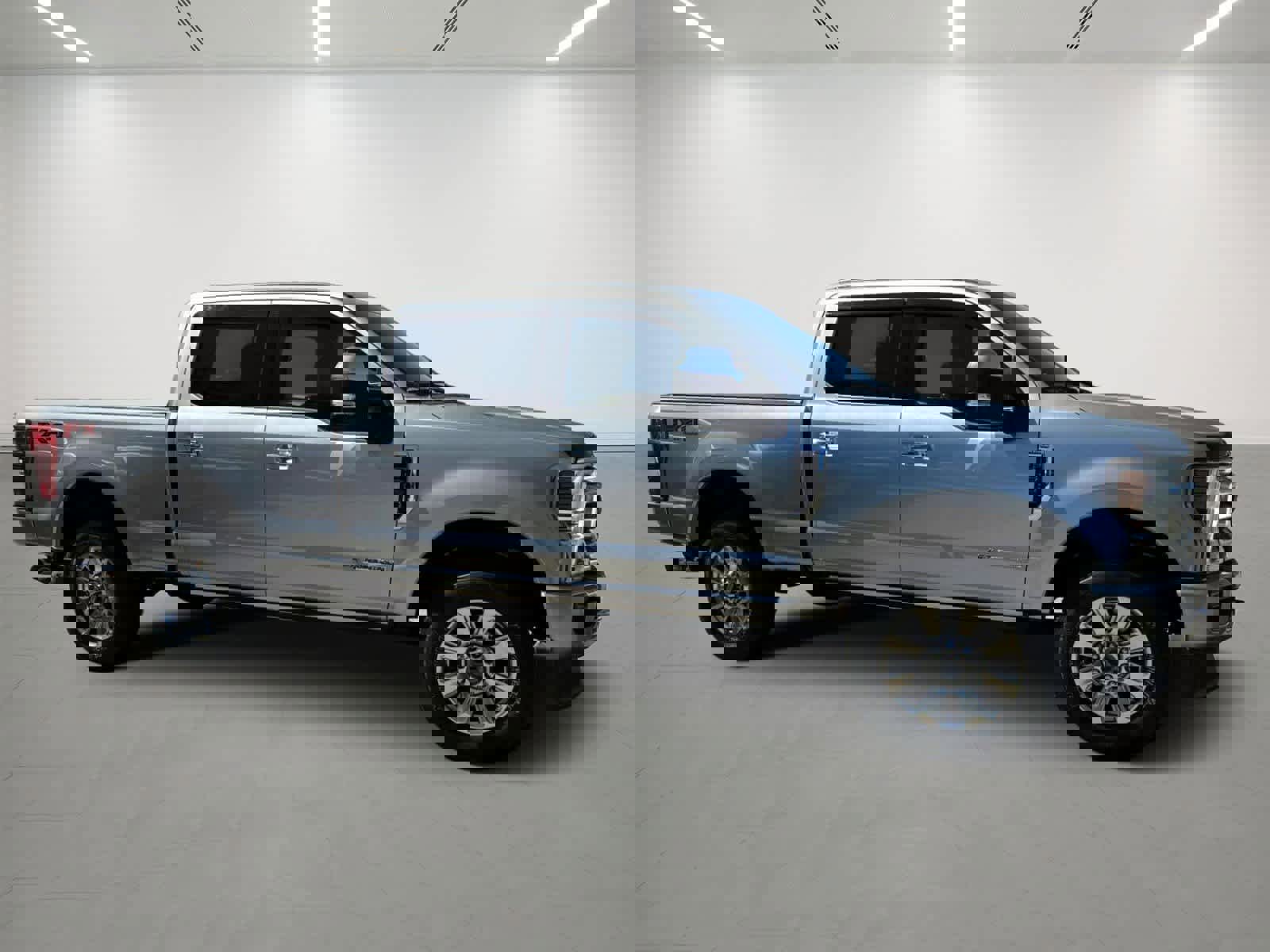 Used 2022 Ford F350 Platinum image 5