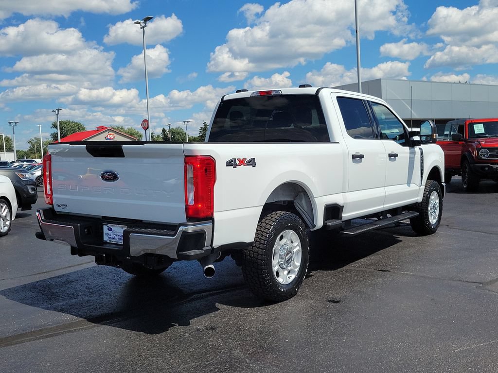 Certified 2025 Ford F250 XLT AWD/4WD image 4