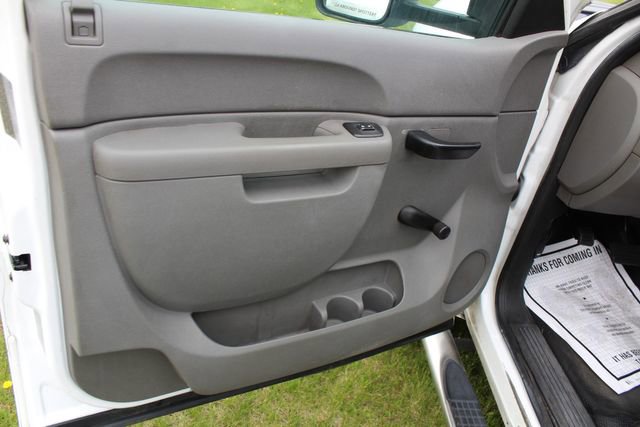 Used 2014 Chevrolet Silverado 3500 W/T image 25