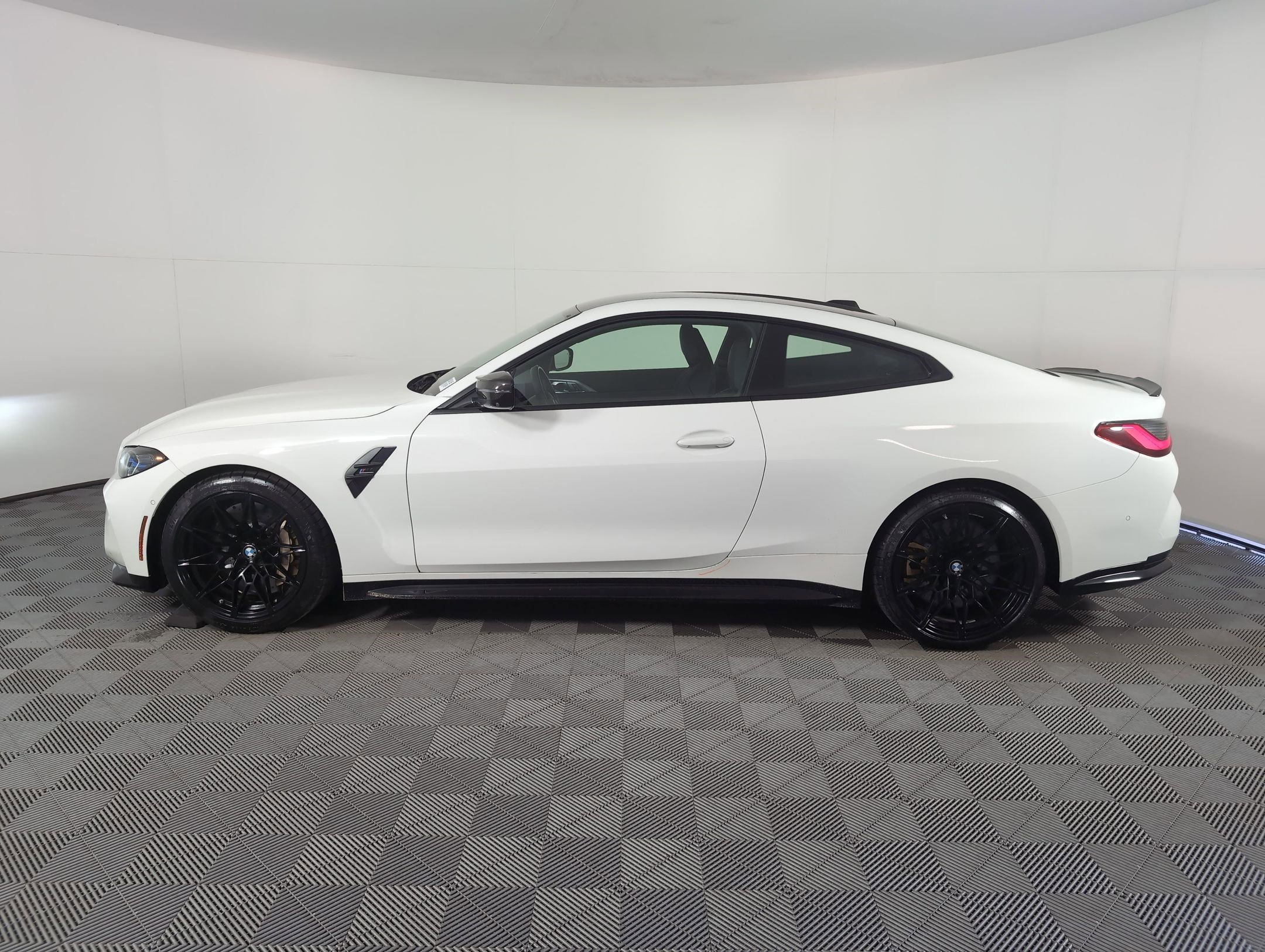 Used 2024 BMW M4 Competition w/ M Carbon Exterior Package video 2
