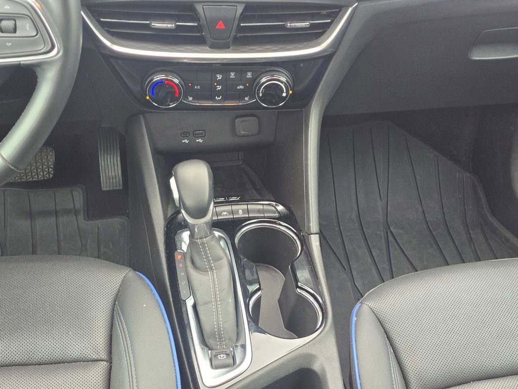 Used 2025 Buick Encore GX Sport Touring w/ Advanced Technology Package FWD image 17