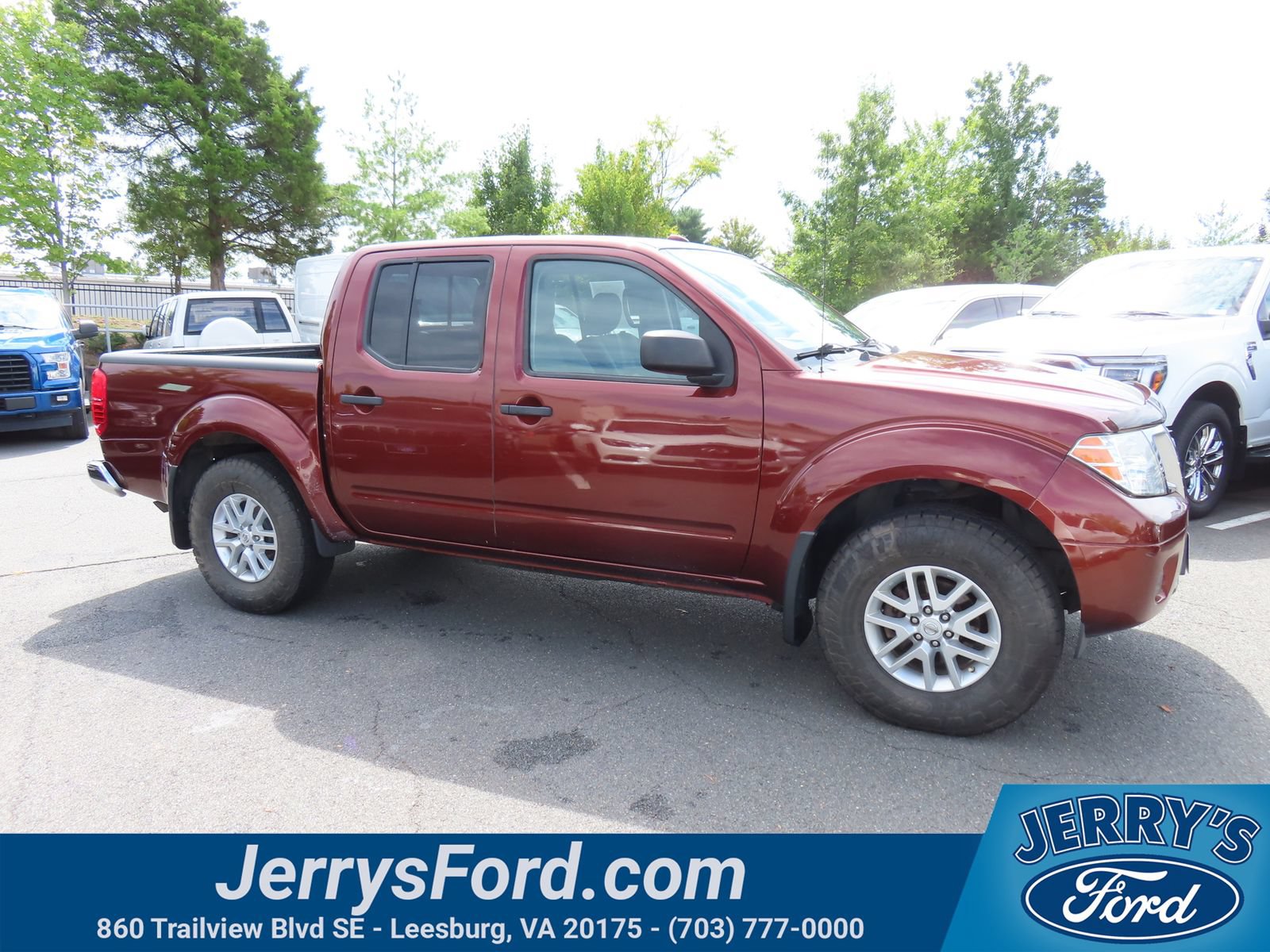 Used 2016 Nissan Frontier SV AWD/4WD image 1