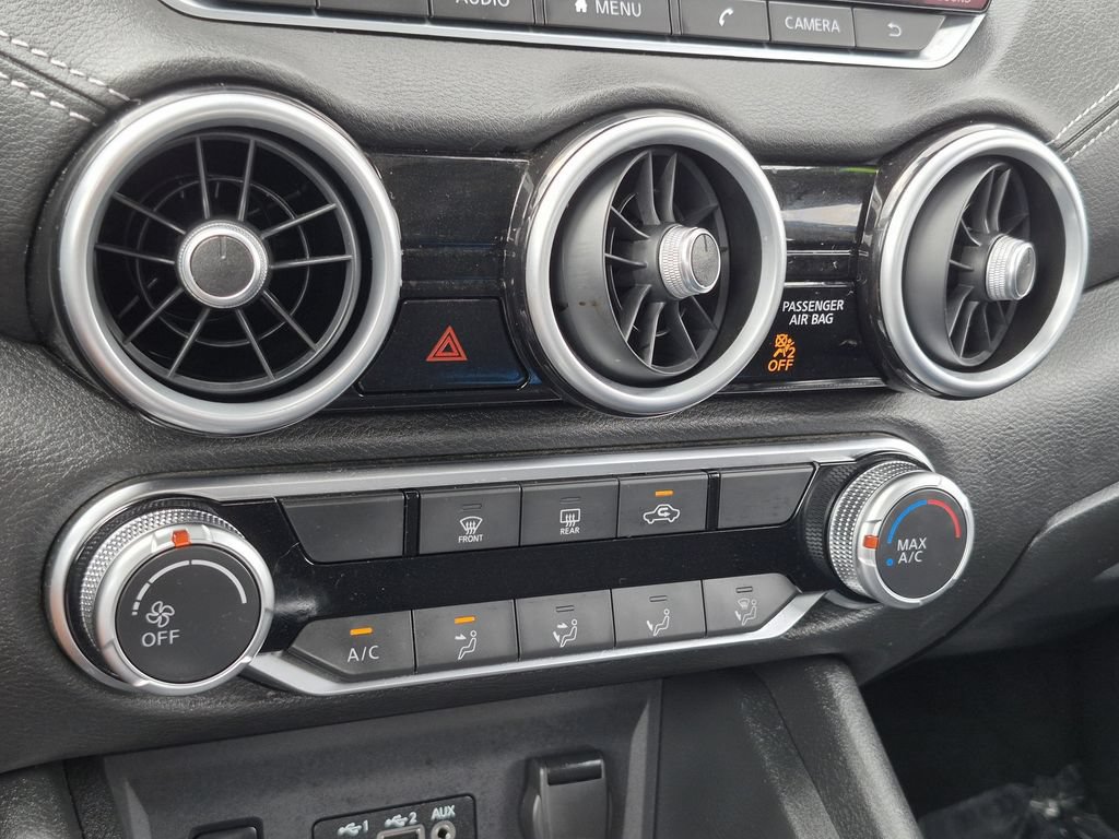Used 2025 Nissan Sentra SV FWD image 17