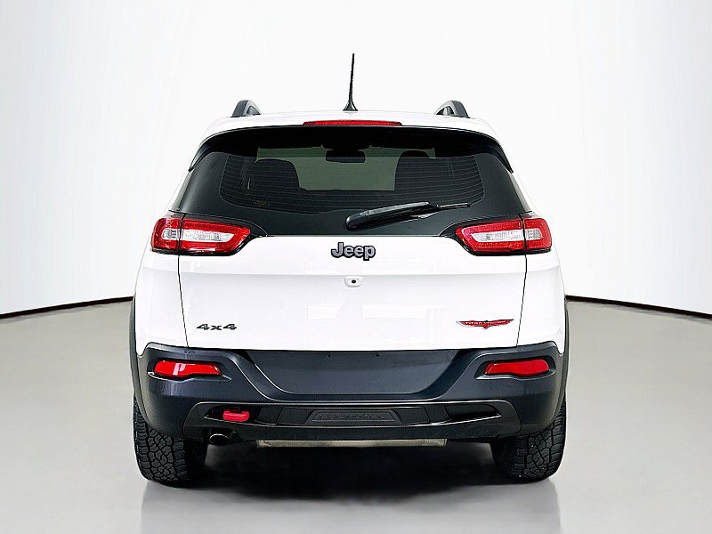 Used 2017 Jeep Cherokee Trailhawk w/ Cold Weather Group AWD/4WD image 6