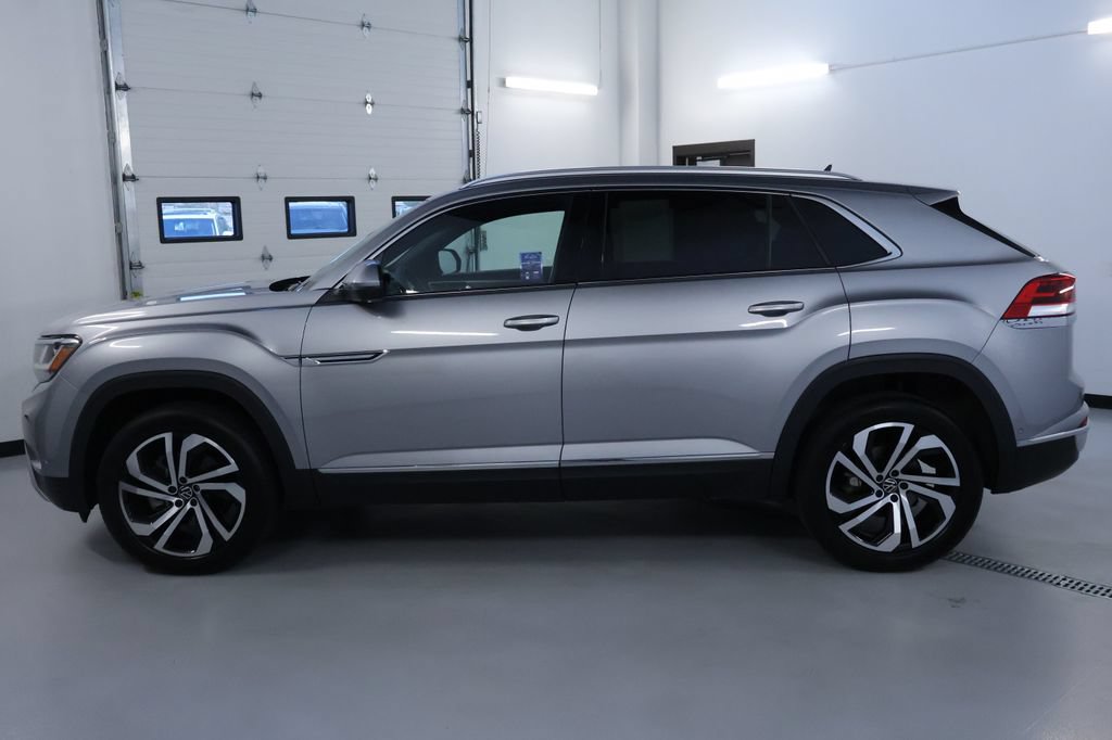 Used 2021 Volkswagen Atlas Cross Sport SEL Premium AWD/4WD image 4