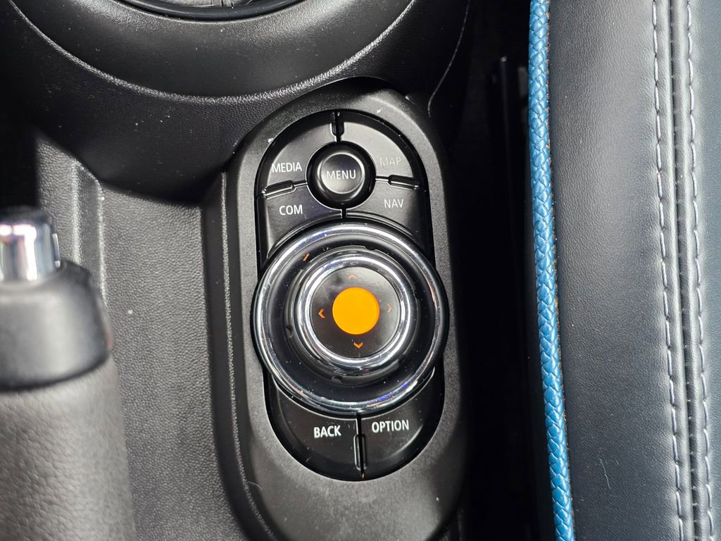 Used 2021 MINI Cooper S w/ Sidewalk Package image 22