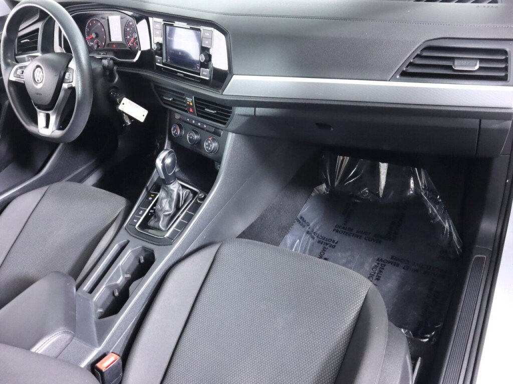 Used 2019 Volkswagen Jetta S image 34