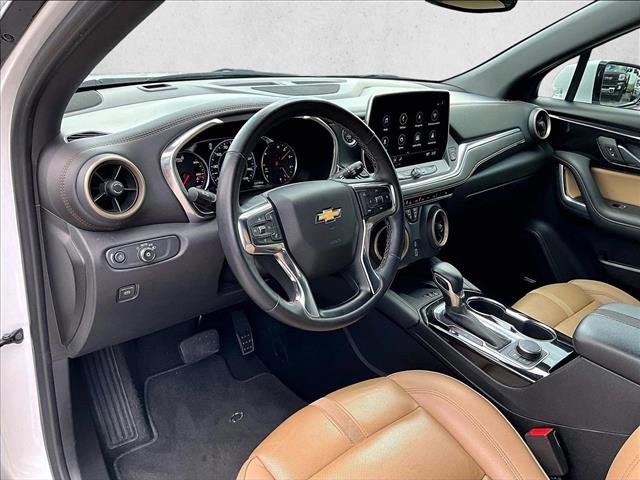 Used 2023 Chevrolet Blazer Premier image 14