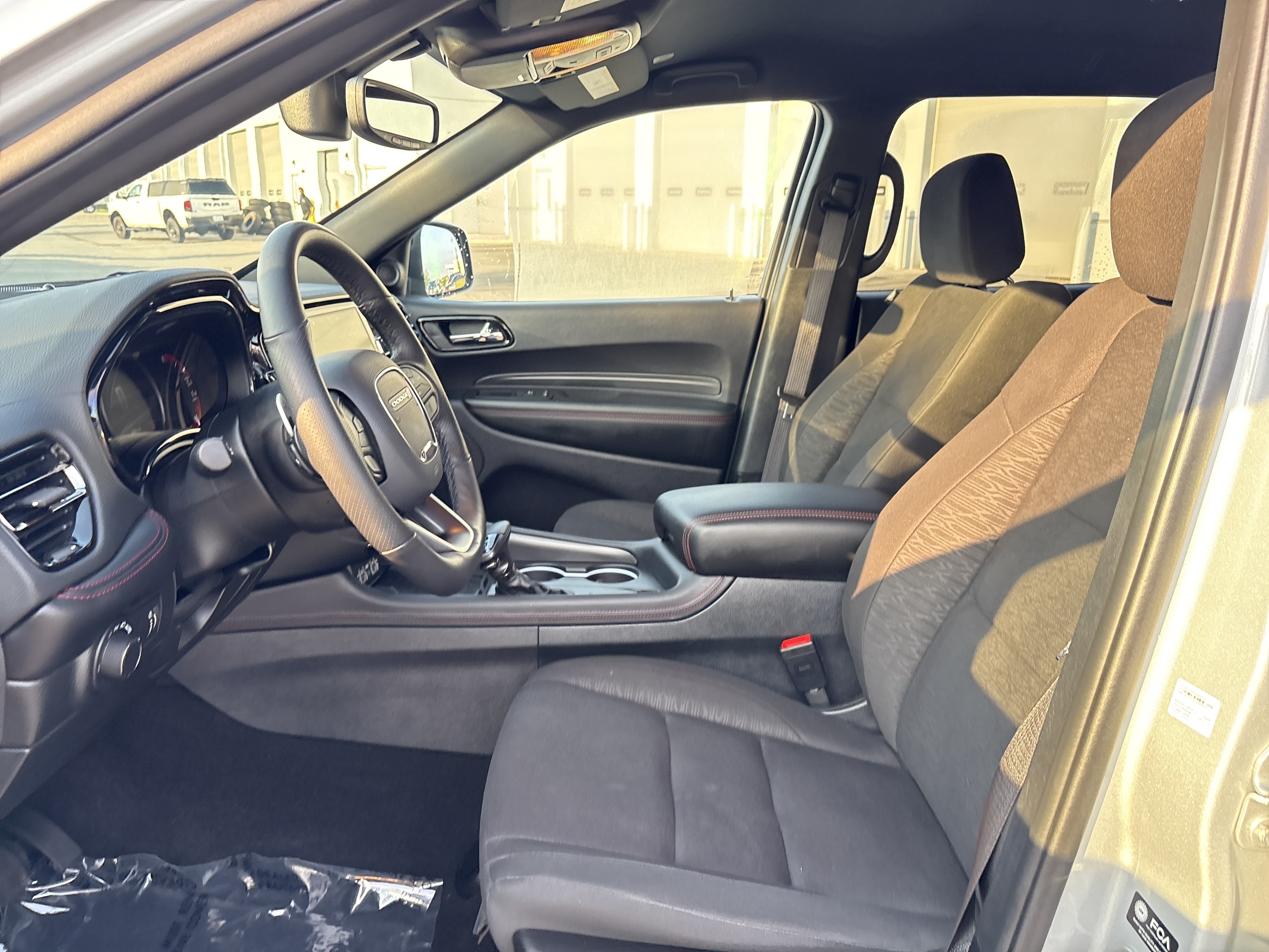 Used 2025 Dodge Durango R/T AWD/4WD image 18
