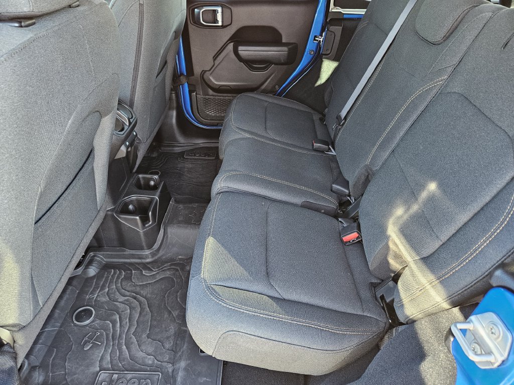 Used 2024 Jeep Wrangler Unlimited Sport AWD/4WD image 29