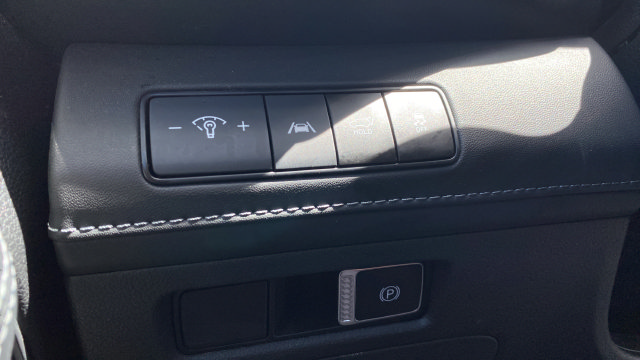 Used 2022 Hyundai Santa Fe Limited FWD image 33