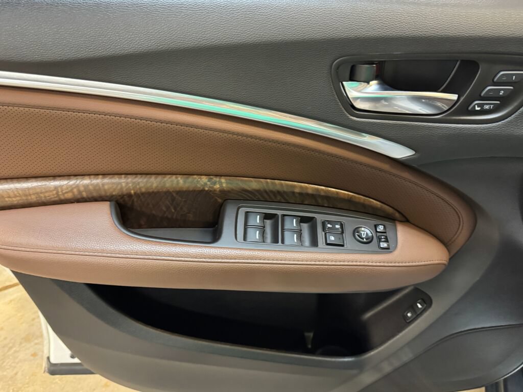 Certified 2020 Acura MDX SH-AWD w/ Technology Package image 31