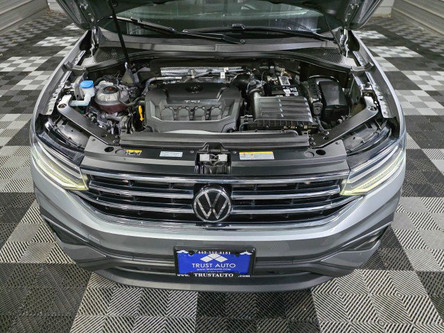 Used 2022 Volkswagen Tiguan SE FWD image 39