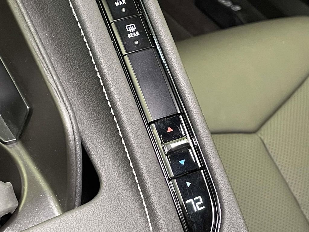 Used 2025 Chevrolet Corvette Z06 image 29