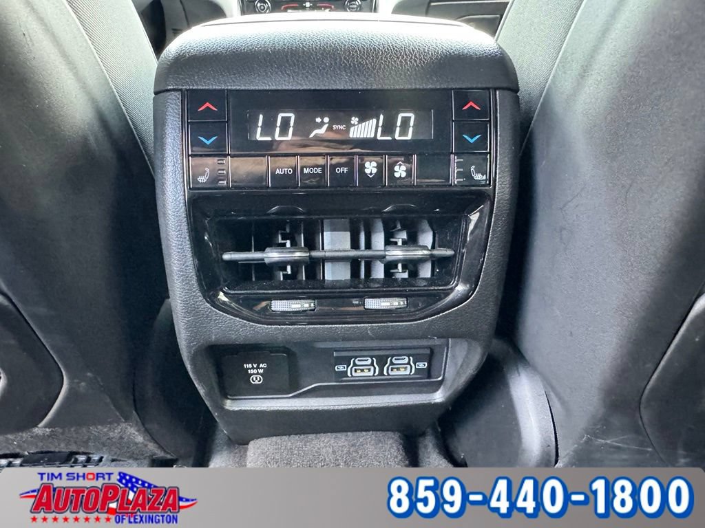 Used 2021 Jeep Grand Cherokee L Summit w/ Luxury Tech Group V AWD/4WD image 37