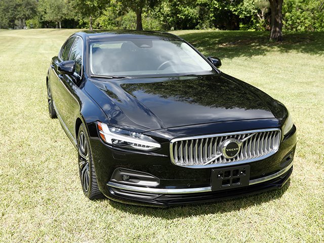 Used 2024 Volvo S90 B6 Plus AWD/4WD image 9