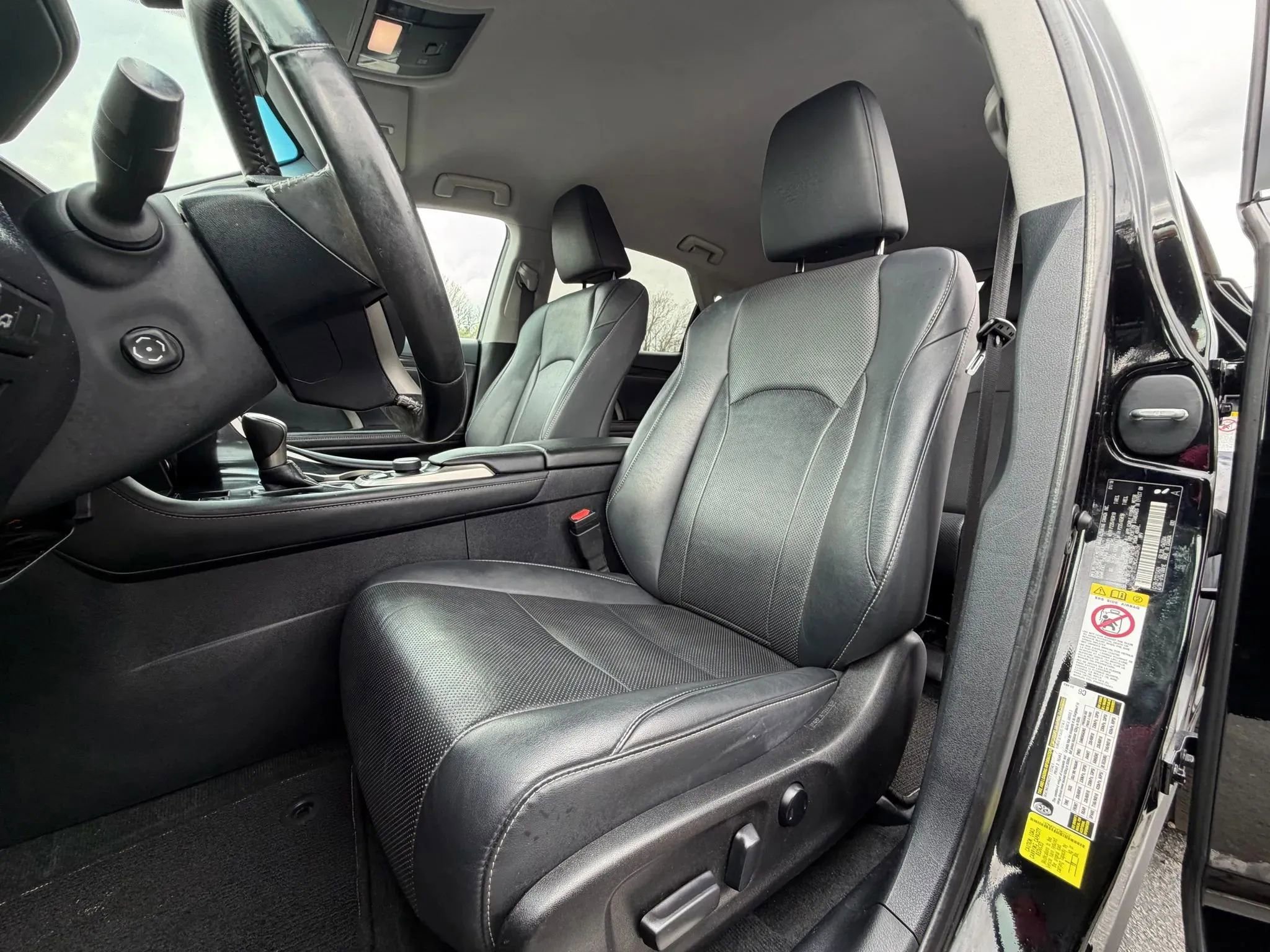 Used 2018 Lexus RX 350 FWD w/ Accessory Package image 29