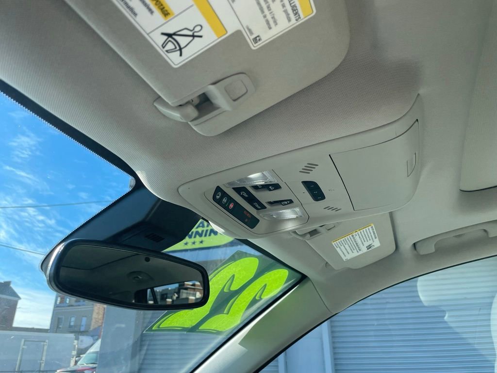 Used 2022 GMC Terrain Denali w/ Denali Premium Package image 27