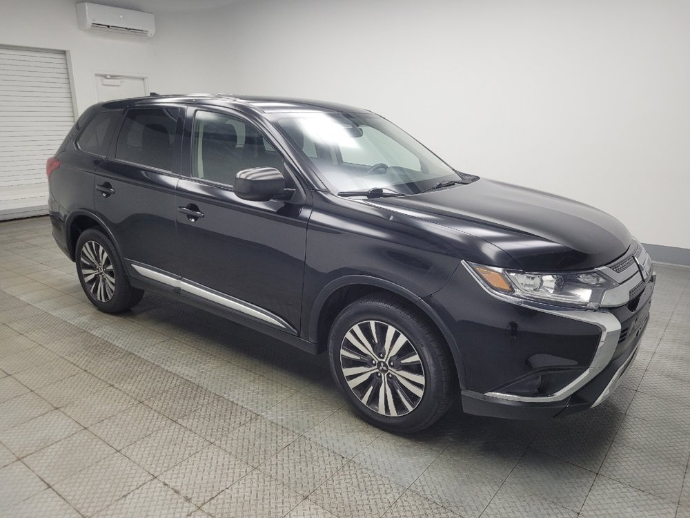 Used 2019 Mitsubishi Outlander SE image 11