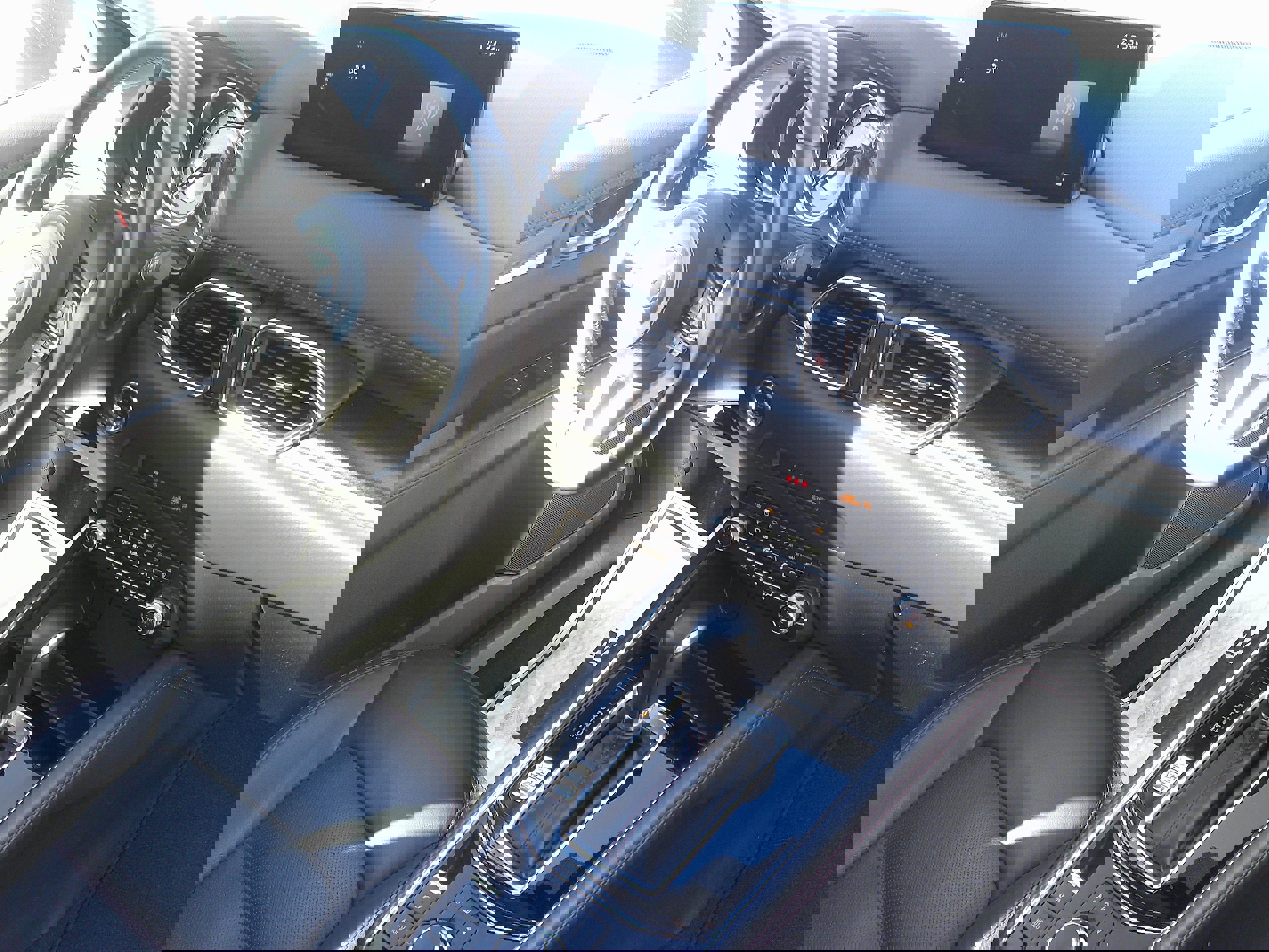 Used 2025 MAZDA CX-5 Carbon Edition image 29