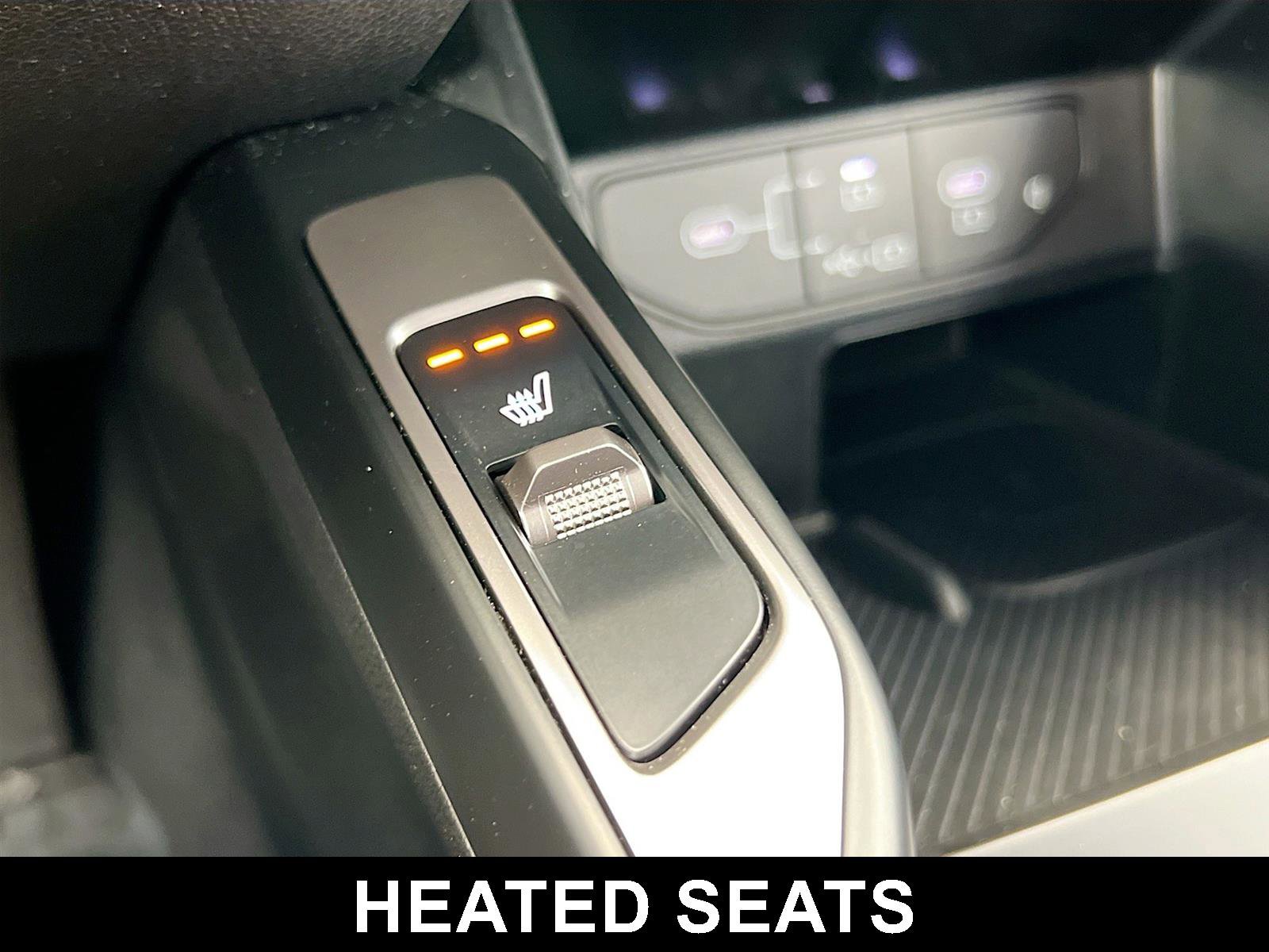 Used 2025 Kia Sorento S image 18