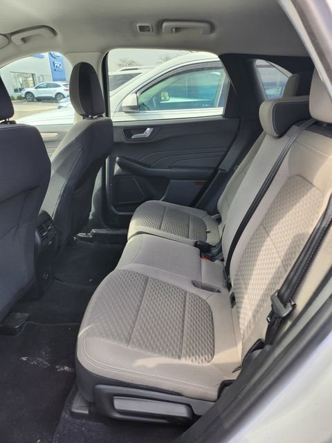 Used 2021 Ford Escape SE image 6