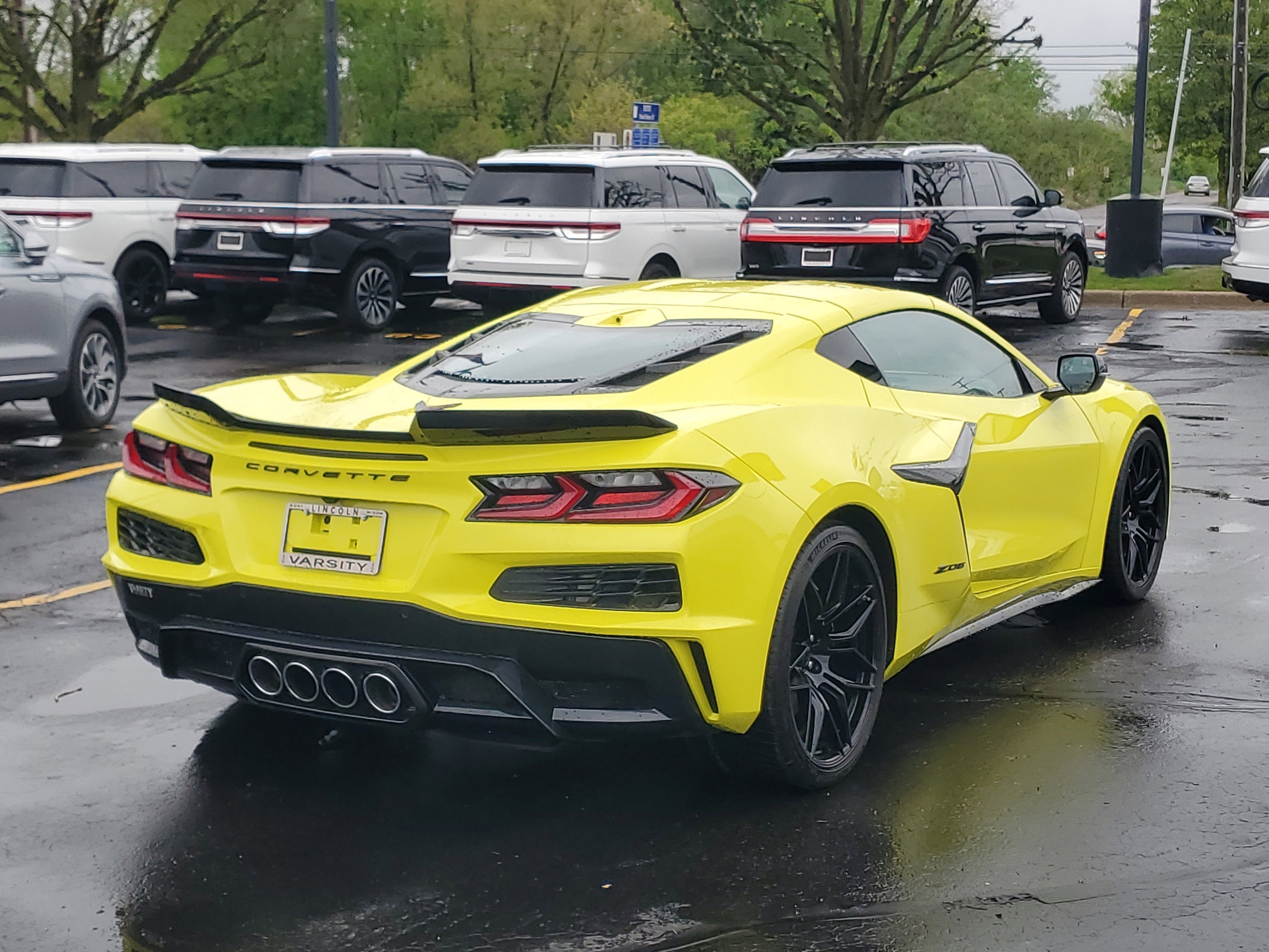 Used 2024 Chevrolet Corvette Z06 w/ Stealth Interior Trim Package image 6